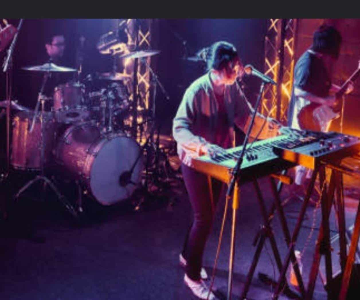 Desplazan sonidos a grupos musicales
