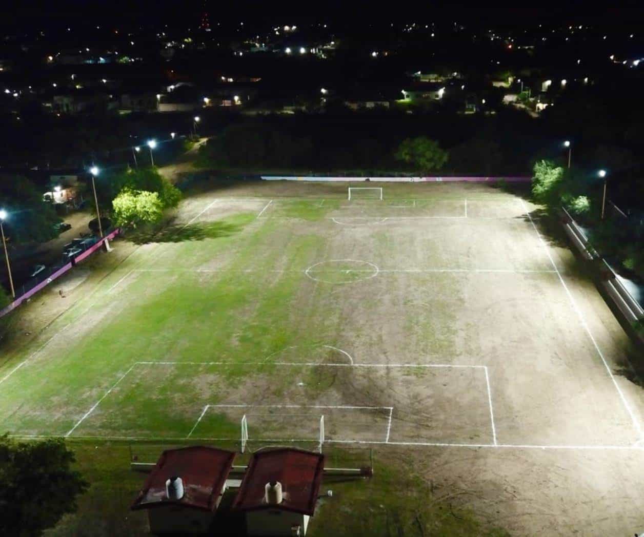 Inaugura alcaldesa rehabilitación del Campo Deportivo ‘Rubén Zavala’
