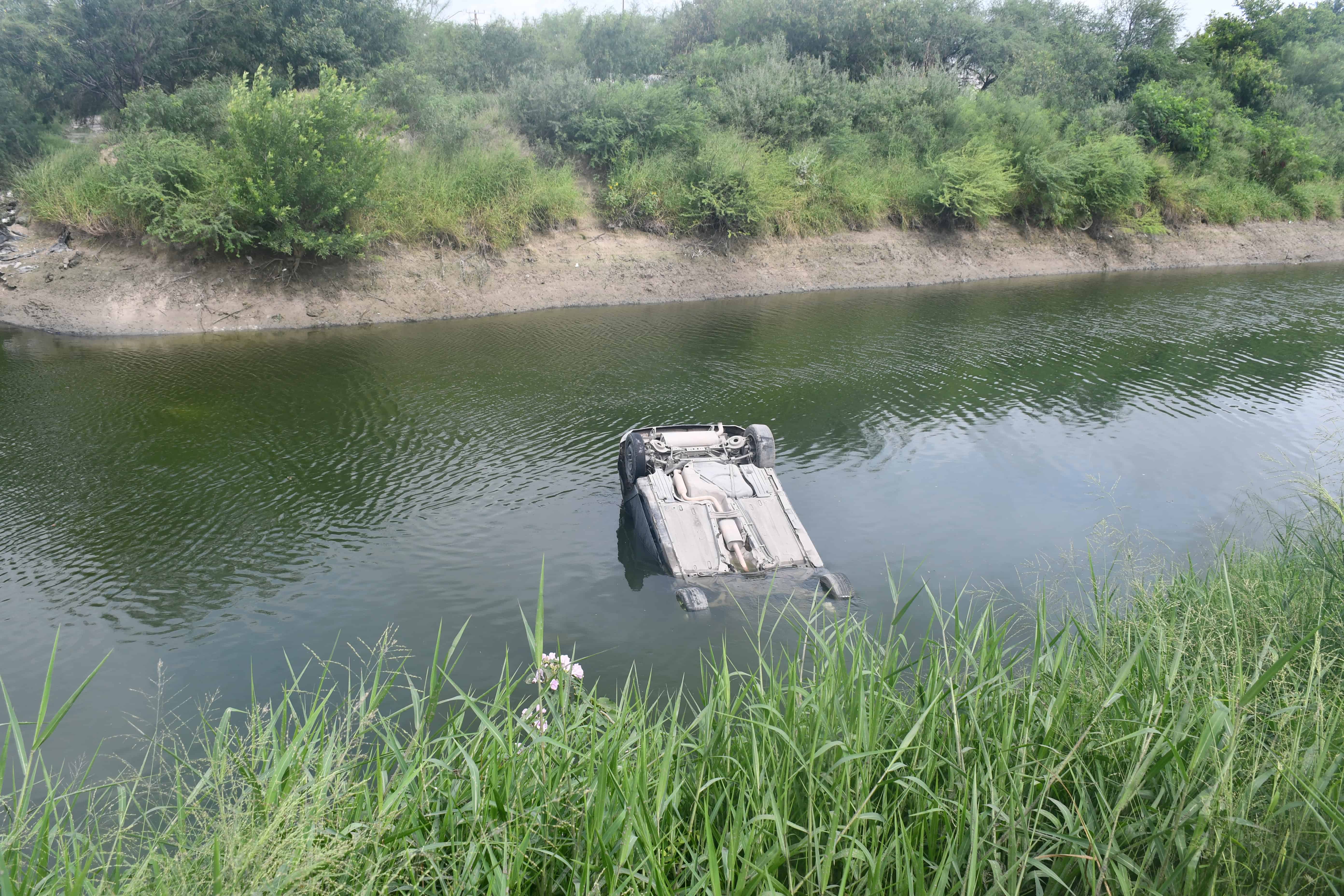 Accidente en canal Rodhe: pareja ilesa