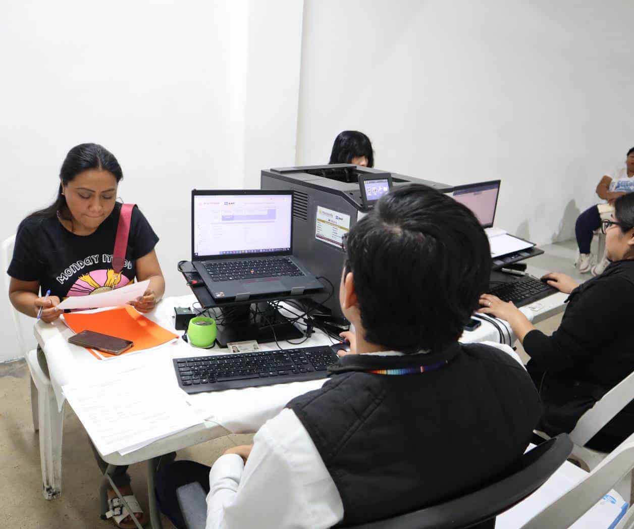 Facilita el SAT trámites con módulo itinerante
