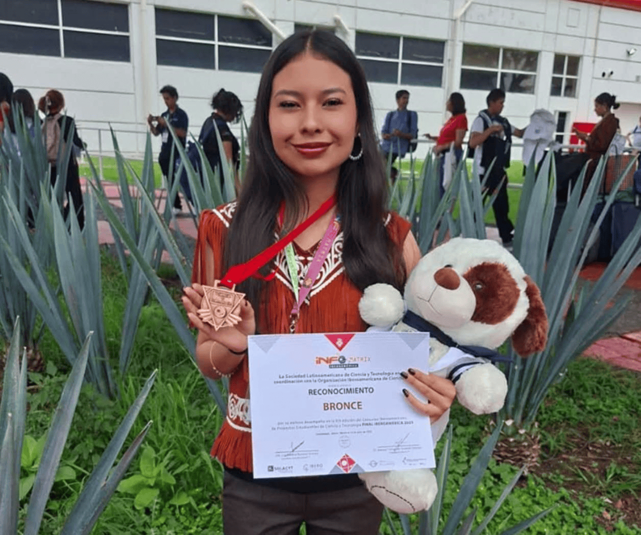 Alumna de Reynosa lanzará el volado en el debut del Mundial