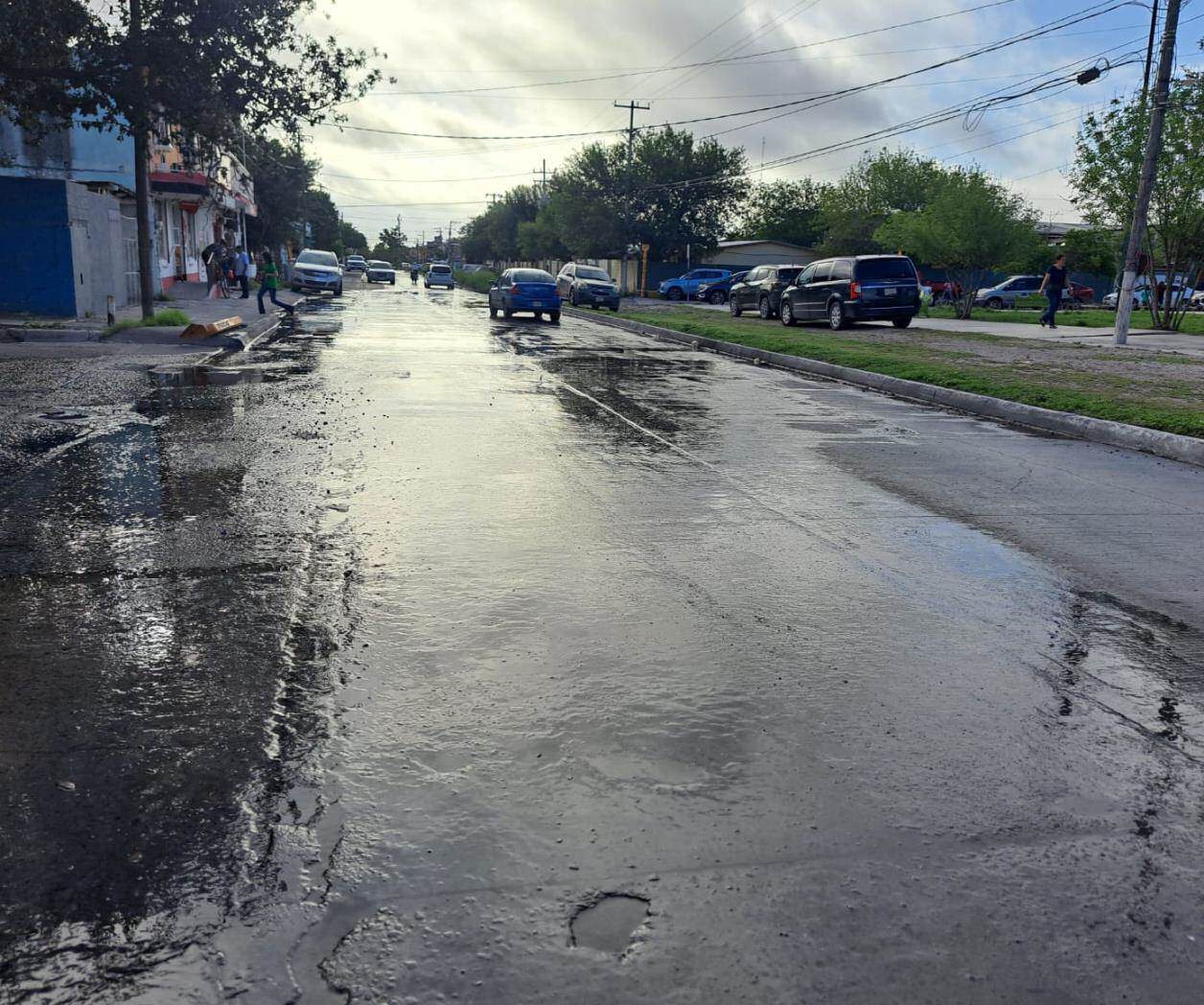 Acusan en la San Antonio derrame de aguas negras