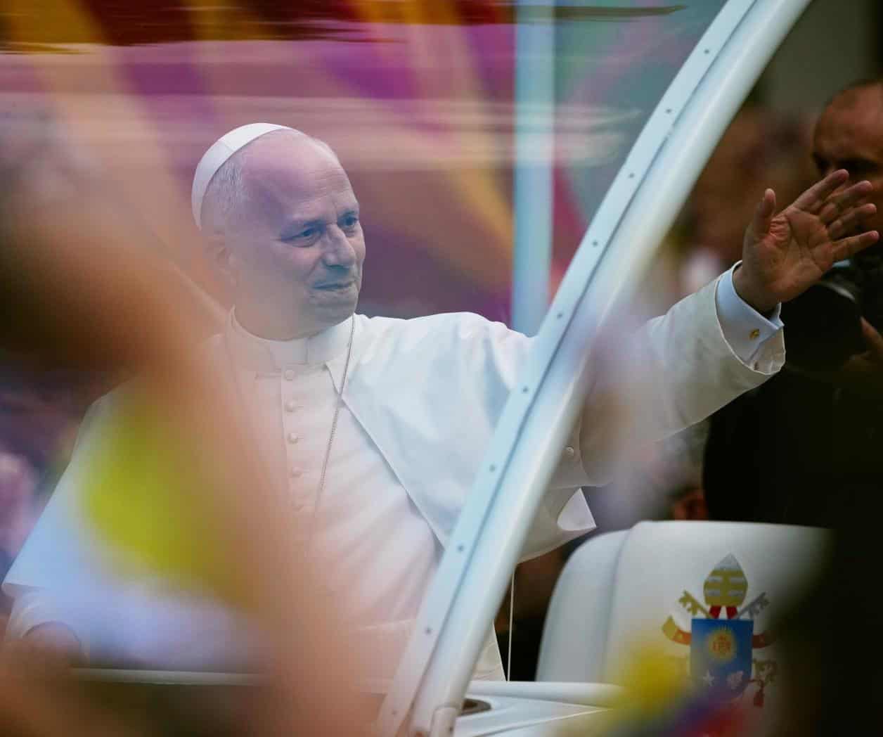 Papa León XIV defiende derechos de migrantes