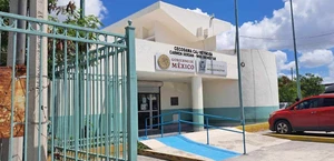 Maleza y riesgos en área deportiva