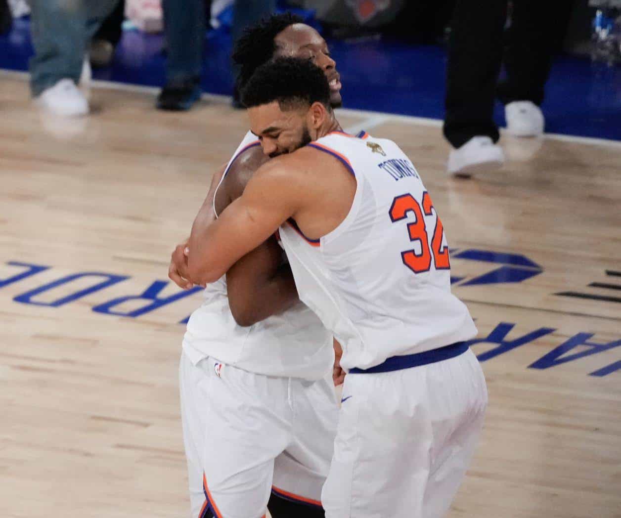 Van Knicks por un triunfo ante Spurs