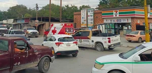 Patrulla estatal participa en triple choque