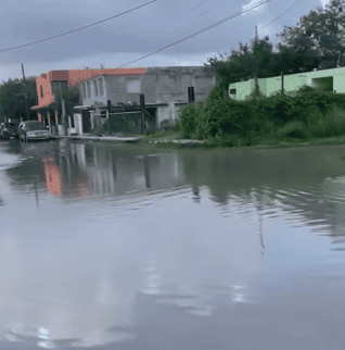 Vecinos de la colonia Benito Juárez denunciaron que las lluvias continúan provocando severos encharcamientos