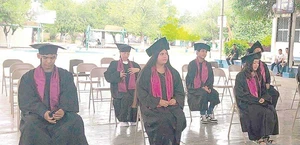 Entrega de certificados de educación básica en ITEA