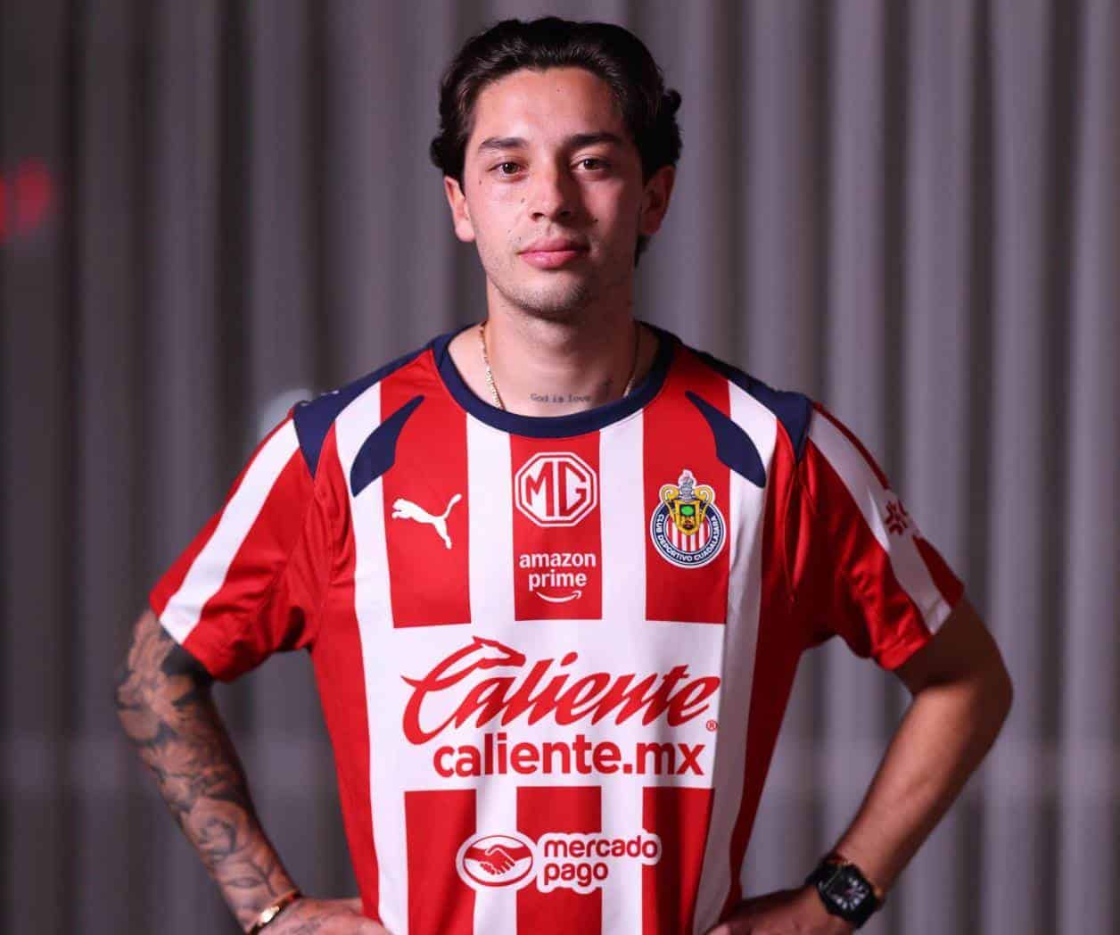 Carrillo y Castañeda refuerza a Chivas