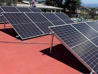 Proyectan regular instalación de paneles