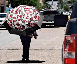 Calor extremo azota a ciudad