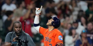 Altuve y Peña  impulsan a los Astros