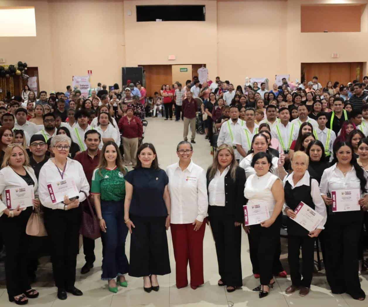 Concluyen ciudadanos Talleres de Oficio