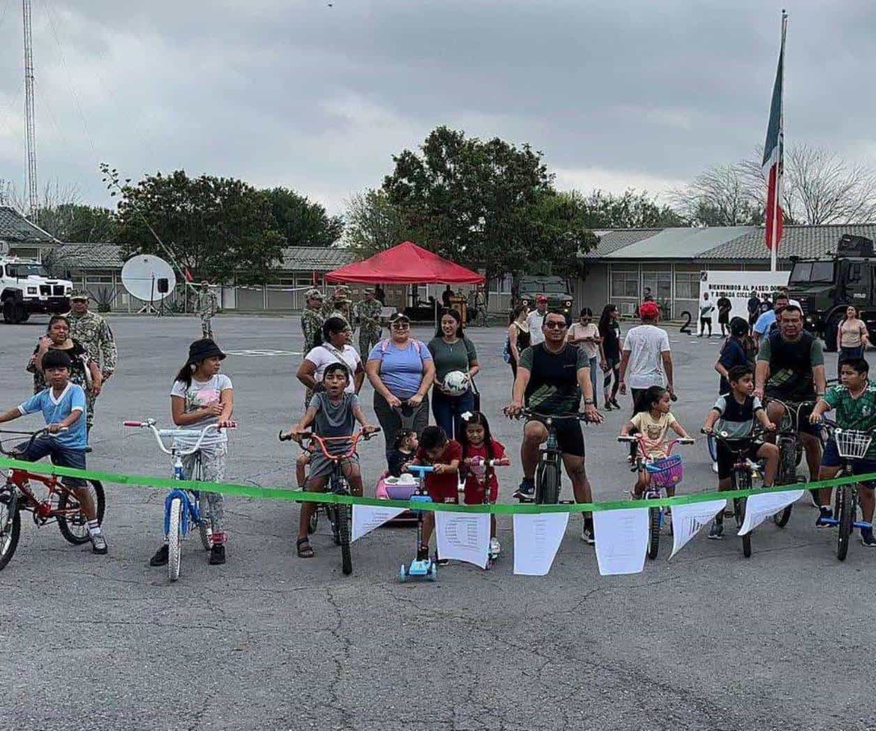 Familias disfrutan paseo dominical y rodada ciclista en el 25º. RCM Familias disfrutan paseo dominical y rodada ciclista en el 25º. RCM