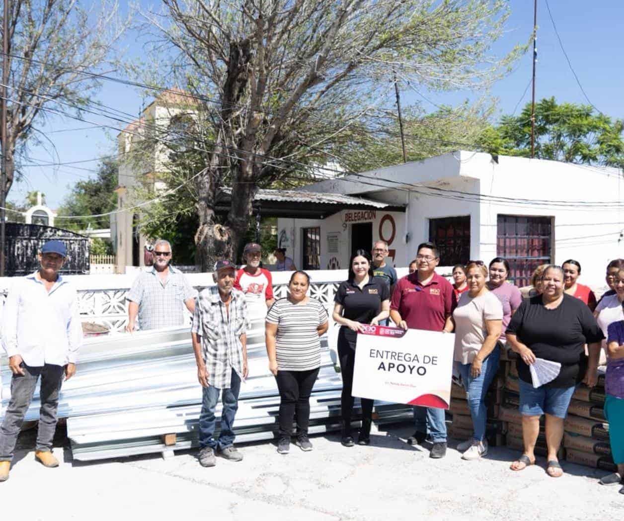 Reciben familias de Valadeces material para transformar sus hogares