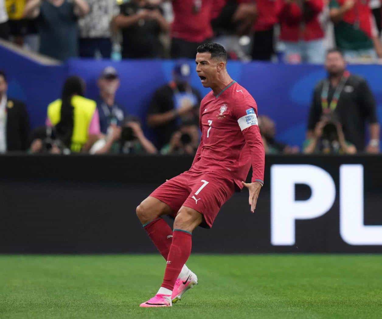 ‘He vuelto’: CR7