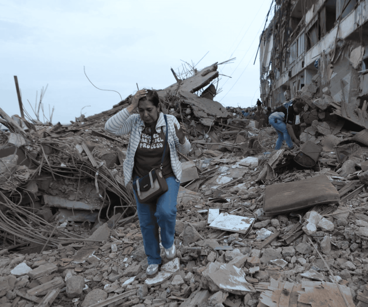 Suman 164 muertos por sismos en Venezuela
