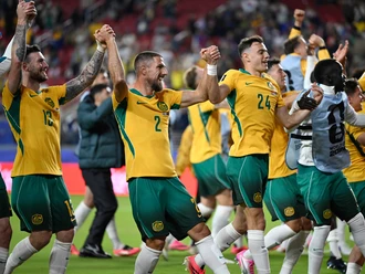 Clasifica Australia a dieciseisavos de final
