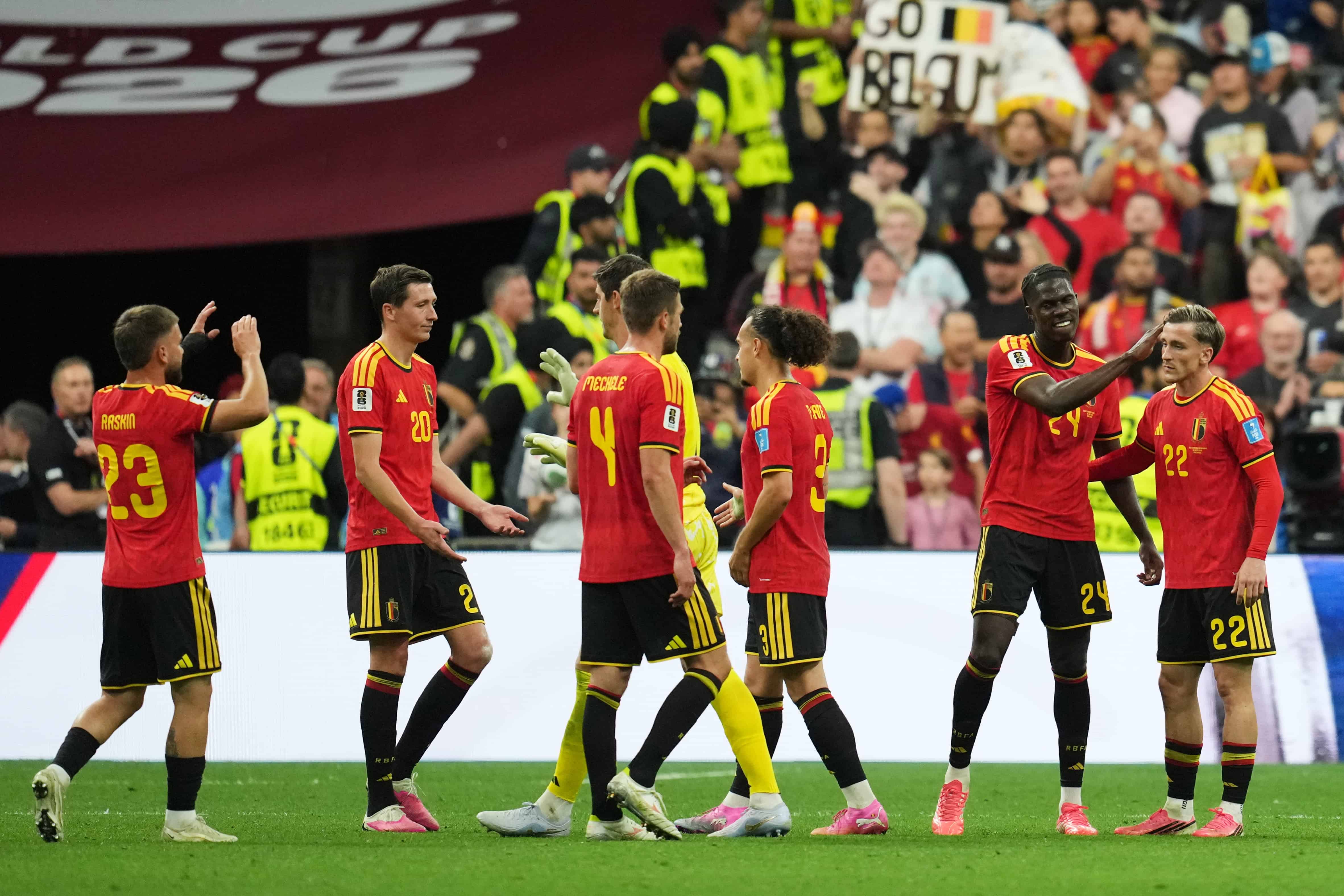 Golea Bélgica 5-1 a Nueva Zelanda y amarra liderato