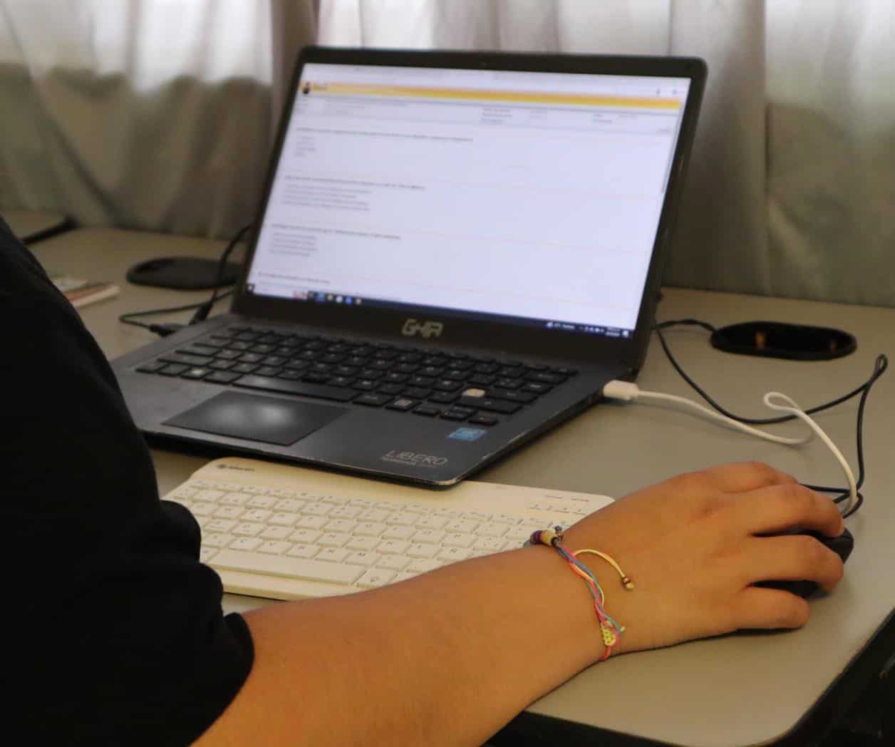 Oportunidad educativa para jóvenes y adultos