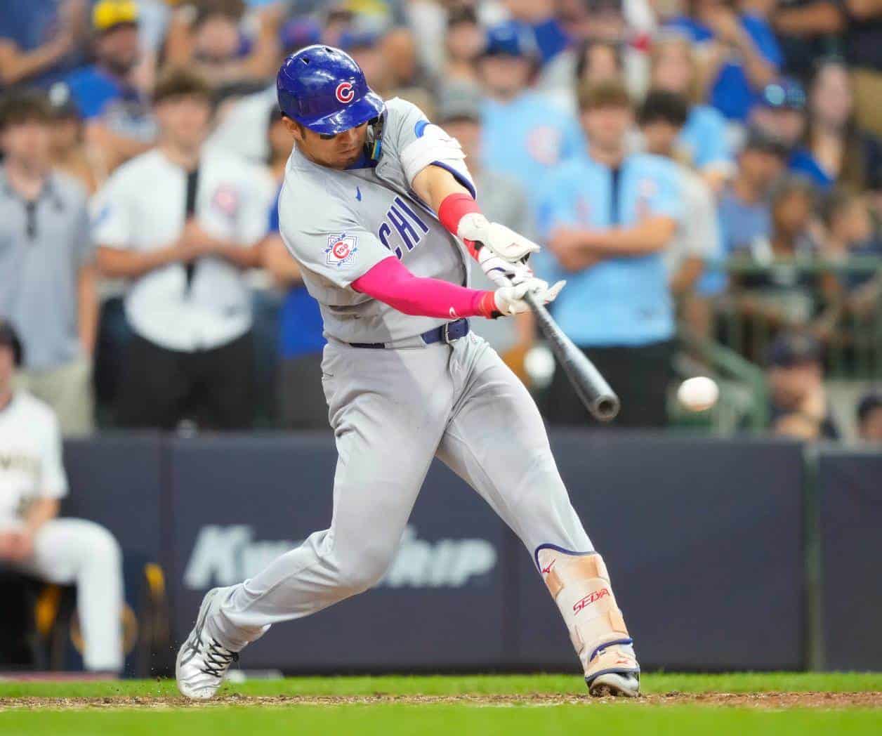 Los Cachorros ganan en extrainnings ante Cerveceros