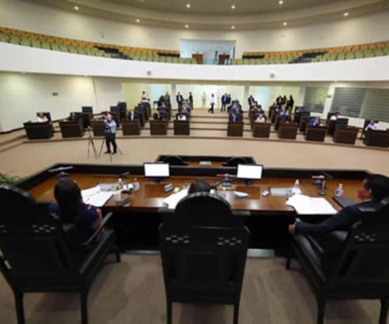Inicia receso legislativo