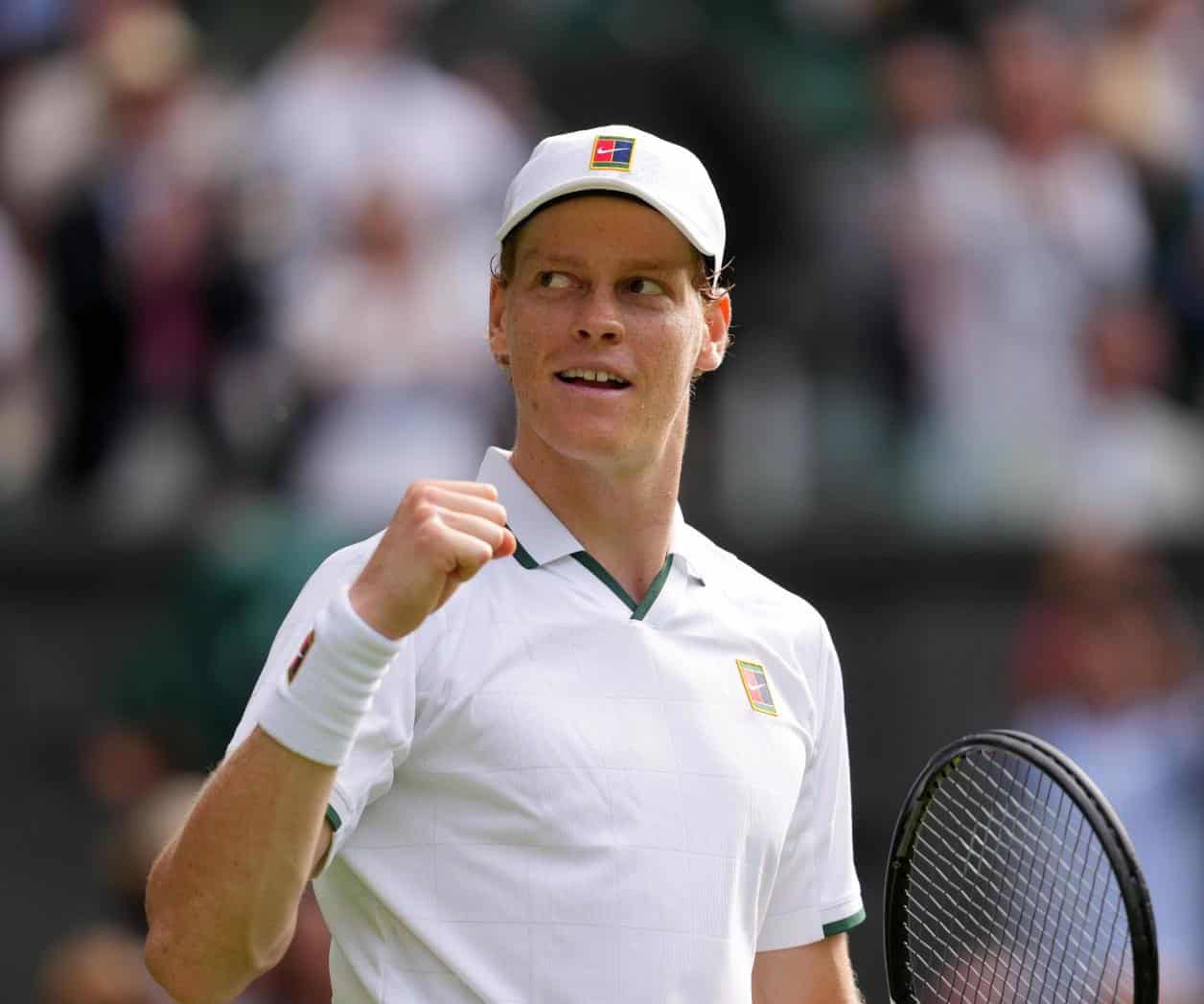 Sinner vence en 5 sets a Kecmanovic