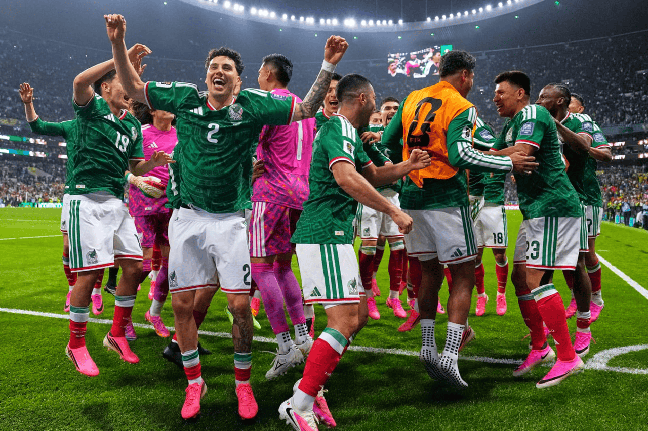 Avanza México con triunfo histórico en el Azteca
