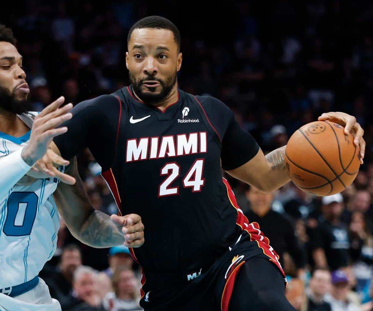 Powell se dirige a Chicago
