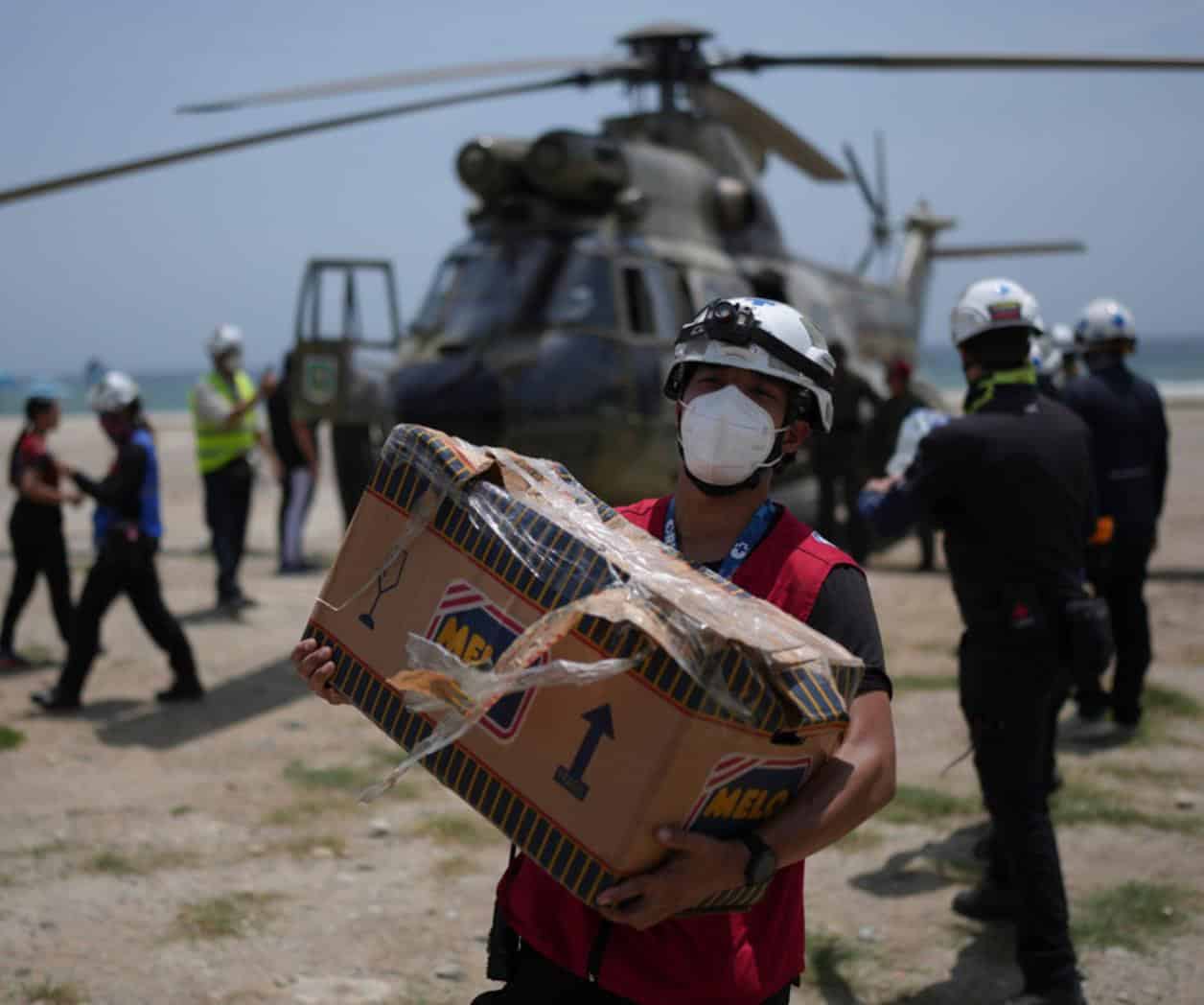 Equipos de rescate en Venezuela se aferran a la esperanza; EEUU rechaza críticas a Rodríguez Equipos de rescate en Venezuela se aferran a la esperanza; EEUU rechaza críticas a Rodríguez