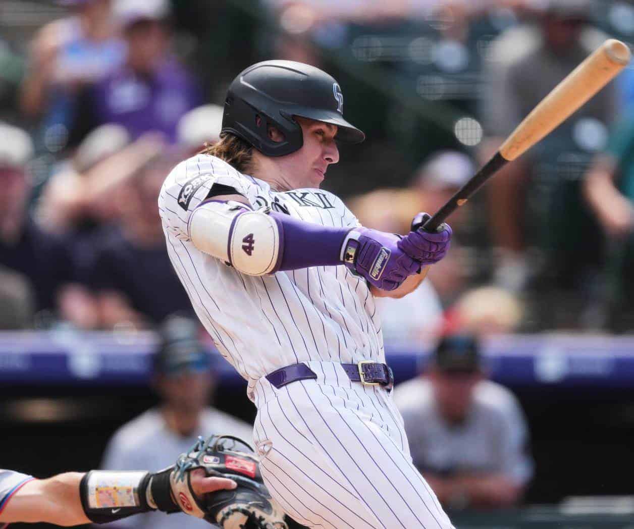 Chase Burns gana el duelo de lanzadores