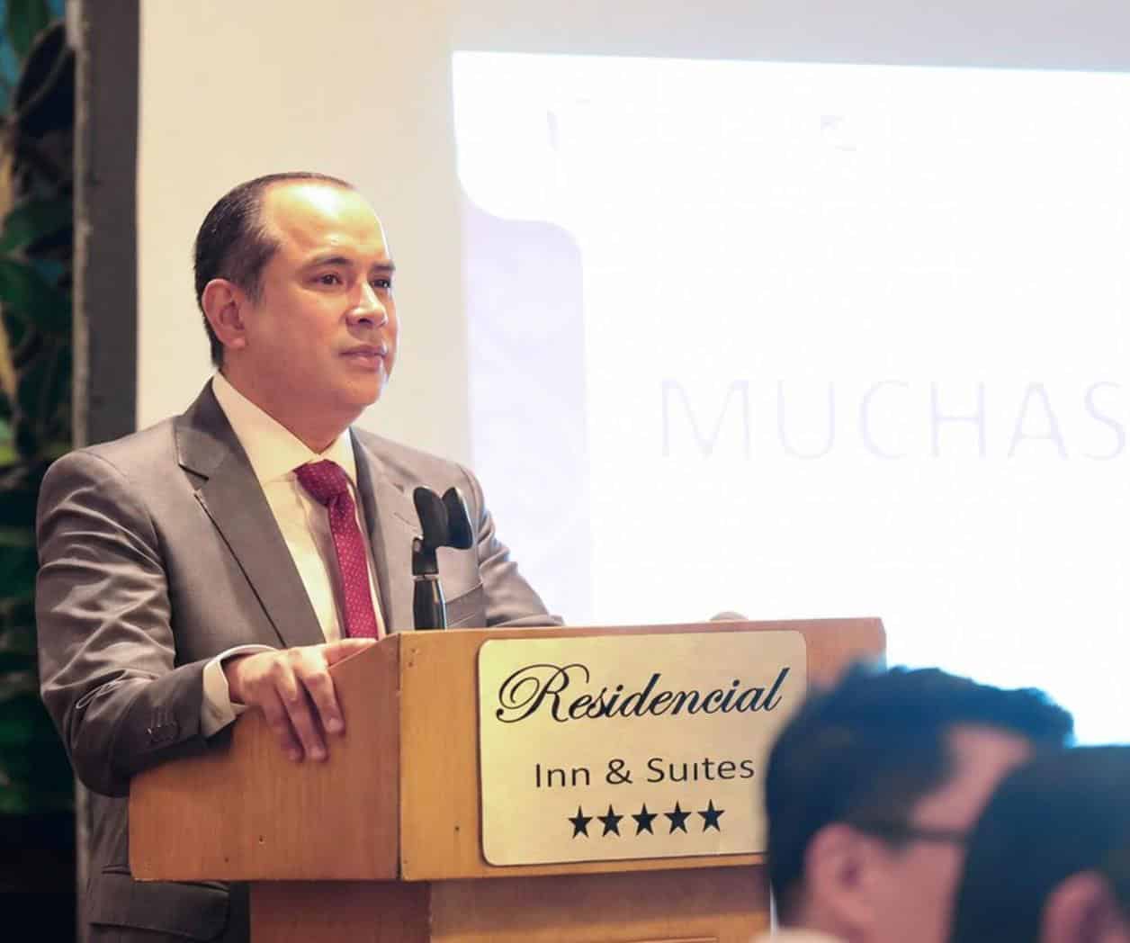 Refrendan apoyo al gremio notarial