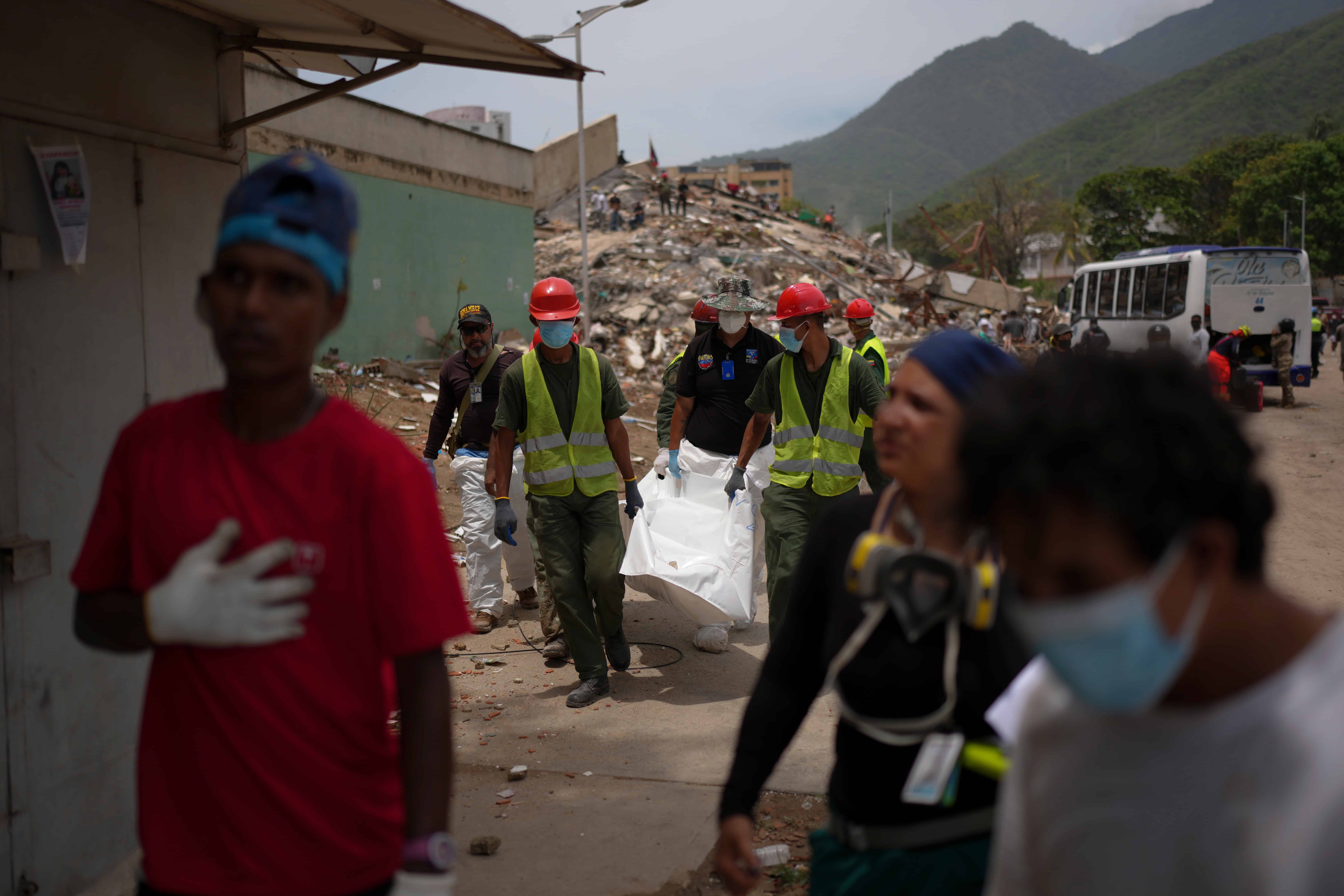 Colapsan morgues en Venezuela Colapsan morgues en Venezuela