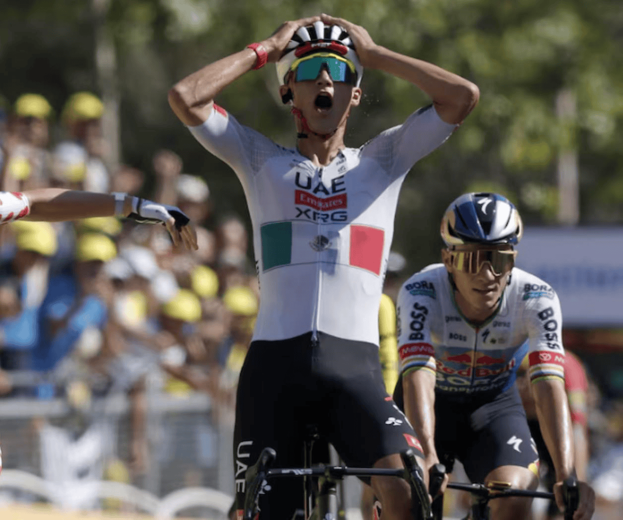 Del Toro escribe historia, gana segunda etapa del Tour de Francia