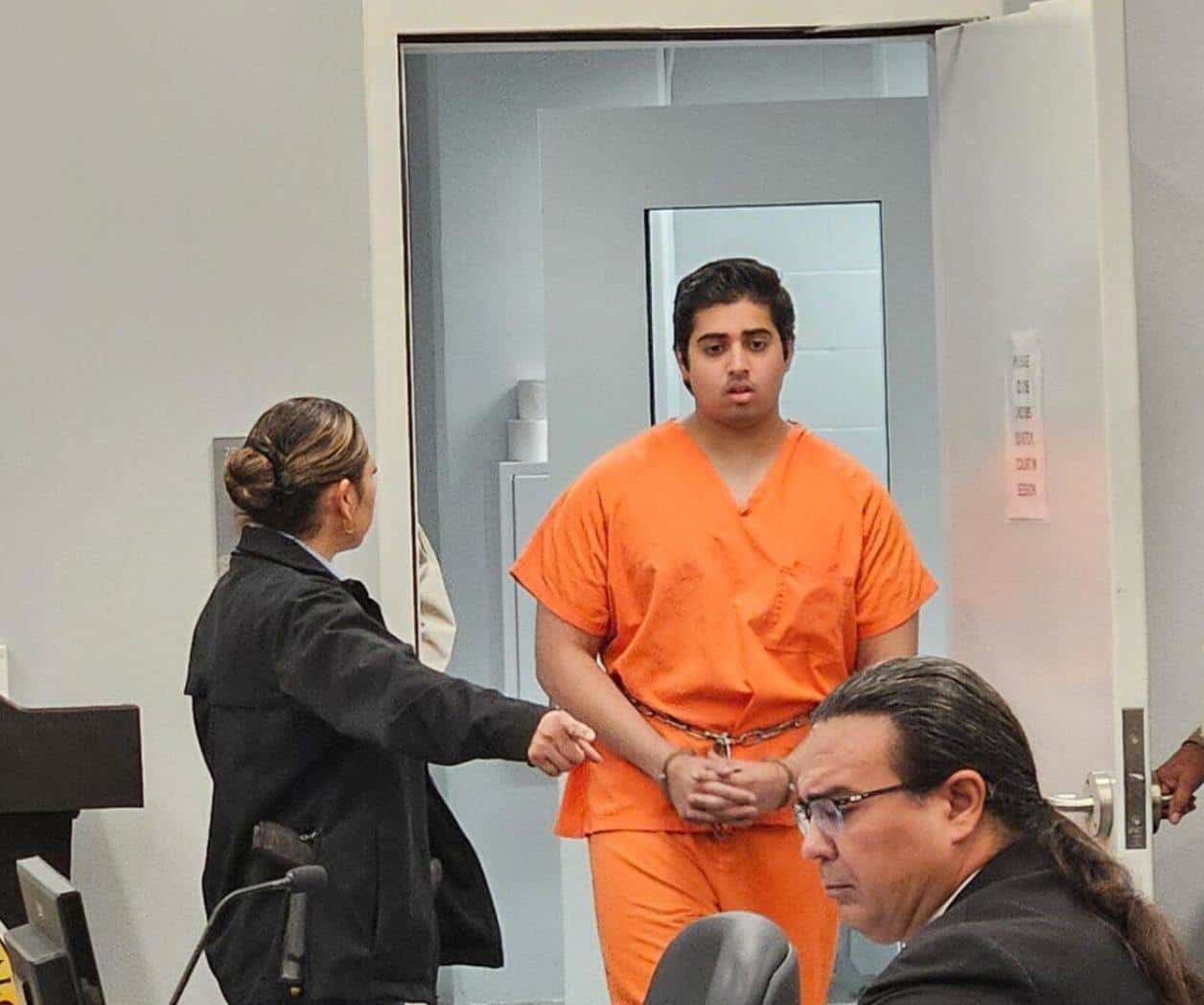 Juez niega fianza en triple crimen