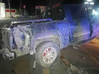 Chocan camionetas y derriban árboles en Río Bravo