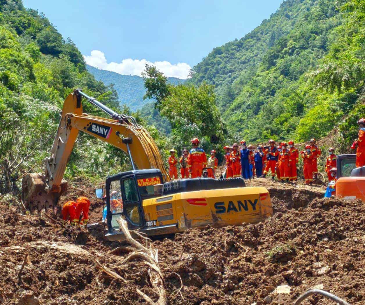 Número de muertos por deslave en China asciende a 21 Número de muertos por deslave en China asciende a 21