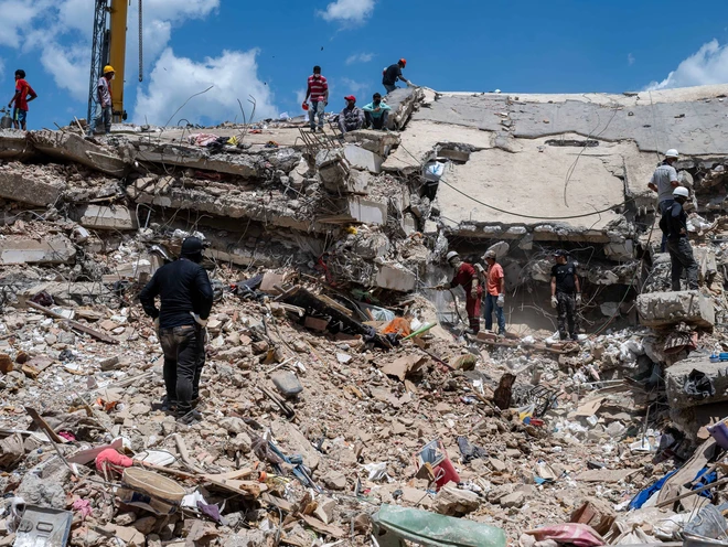 Sheinbaum alista ceremonia para rescatistas de sismos en Venezuela