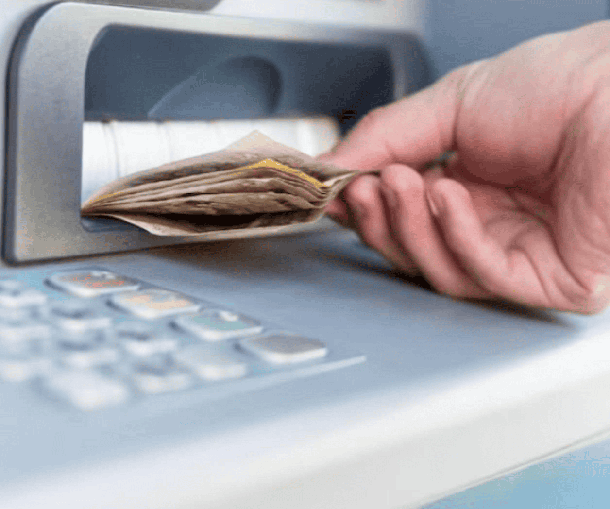 Pensiones Bienestar 2026: ¿qué letra recibe su pago hoy?
