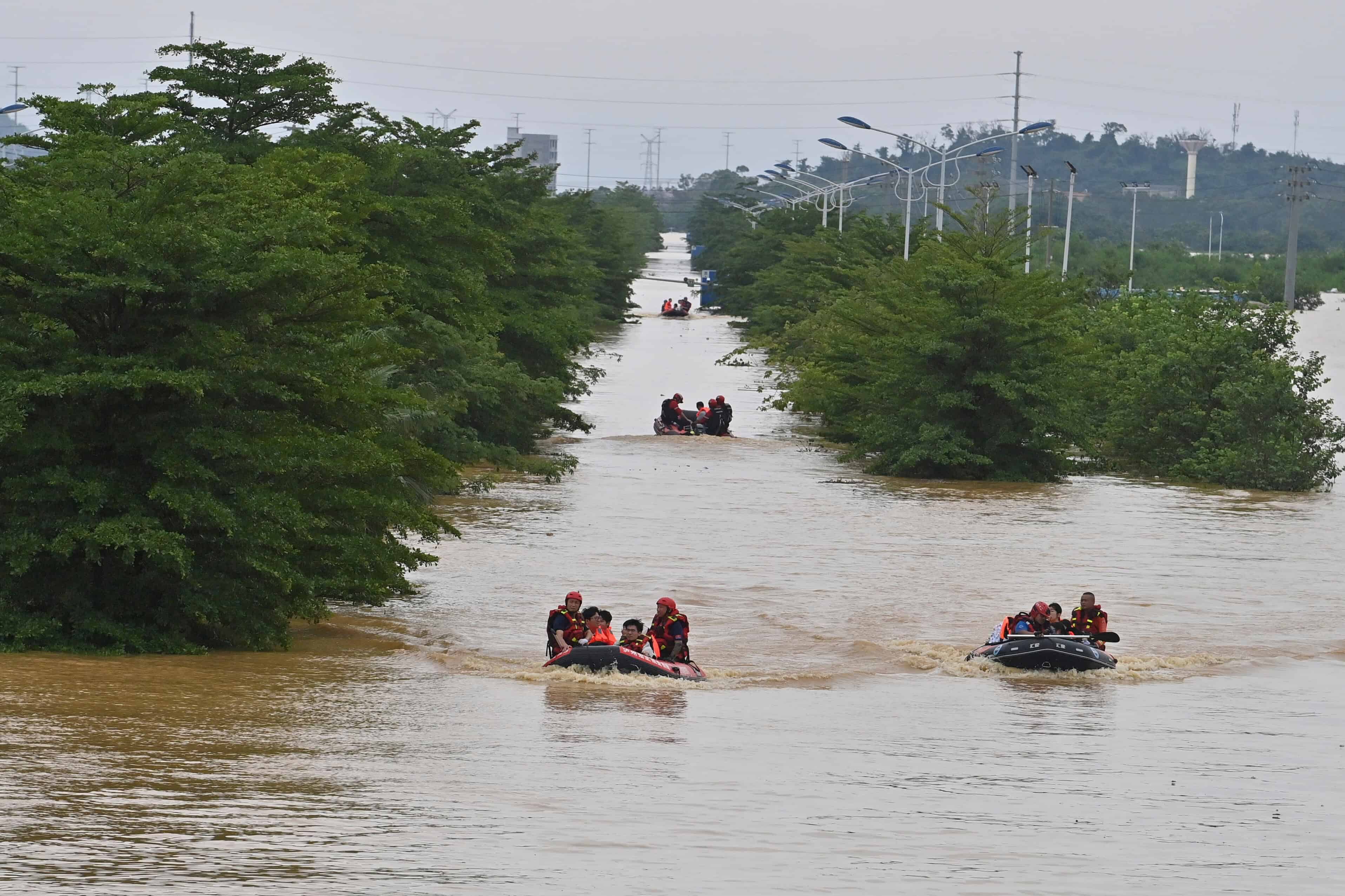 Lluvias deja 39 muertos en el sur de China Lluvias deja 39 muertos en el sur de China
