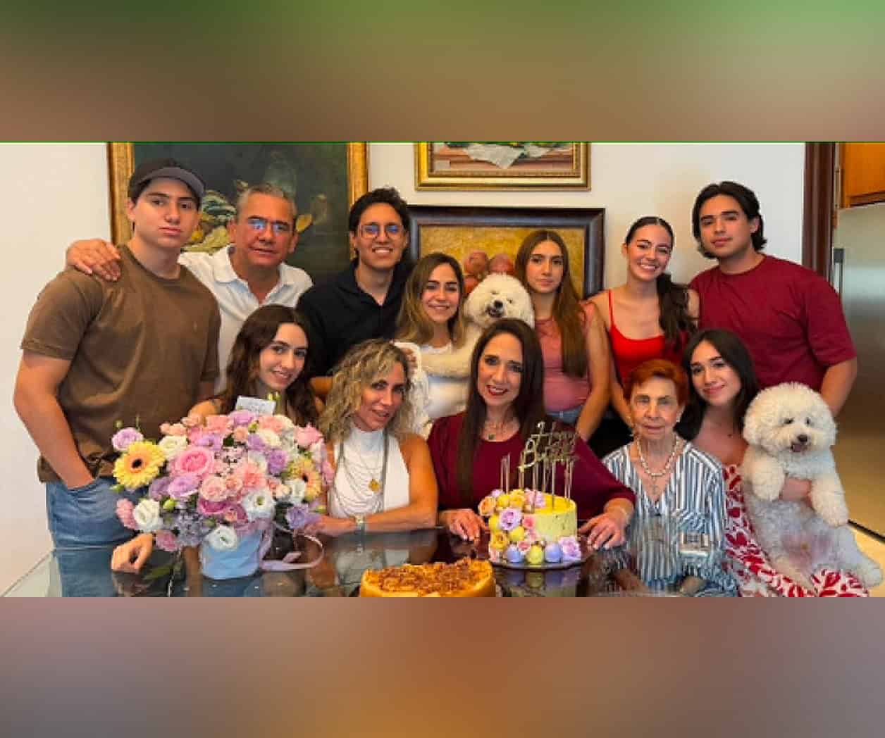 Con cariño la festejan