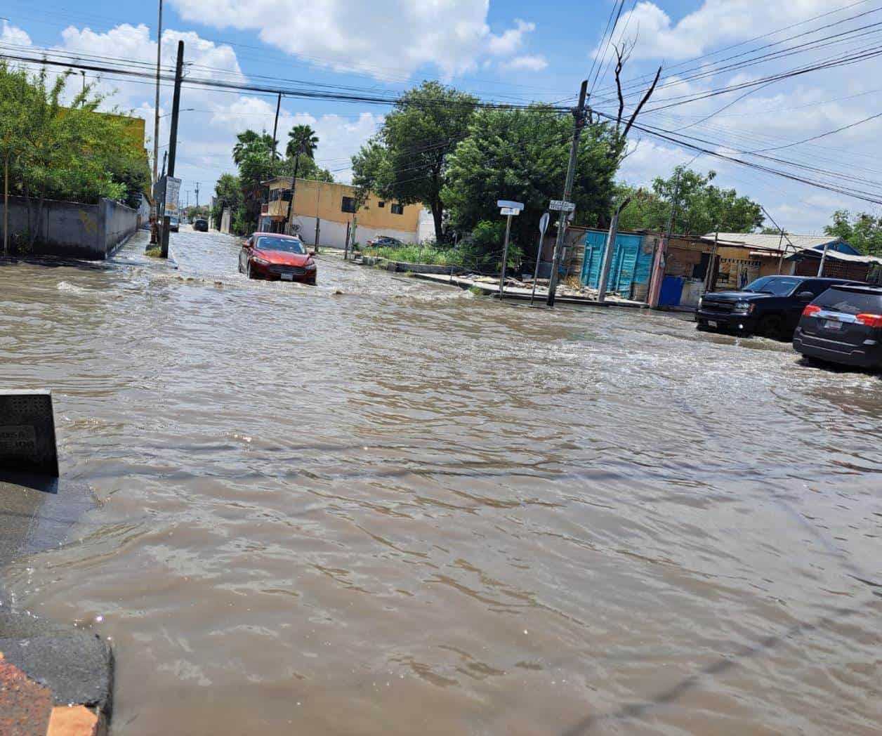 Entre inundaciones... y sin agua