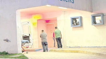 Muere niña tras desvanecerse en  supermercado