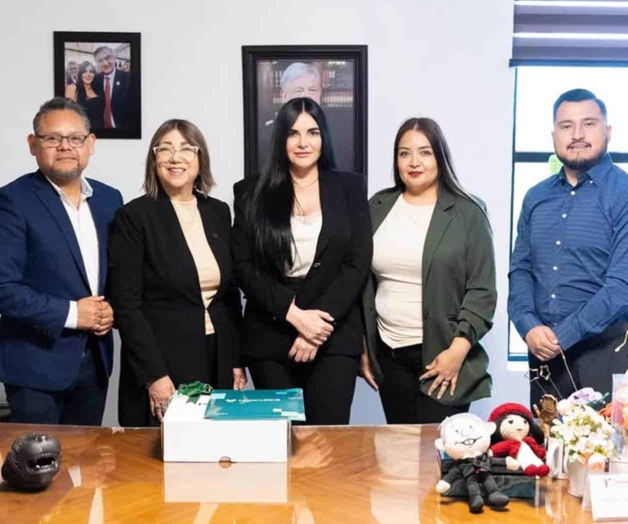 Recibe Nataly a directora del Tec Milenio