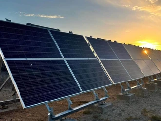 Saturan paneles la red eléctrica