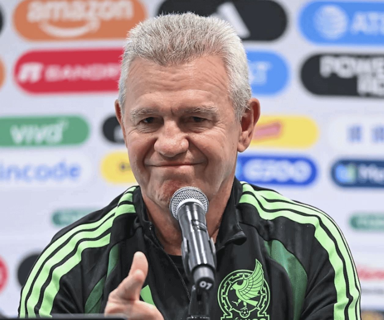 Javier Aguirre recibe premio muy singular