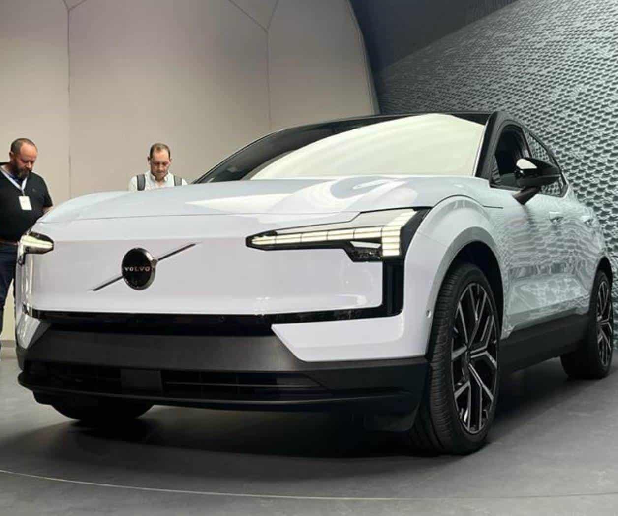 Volvo revisará el modelo eléctrico EX30 en México por batería Volvo revisará el modelo eléctrico EX30 en México por batería