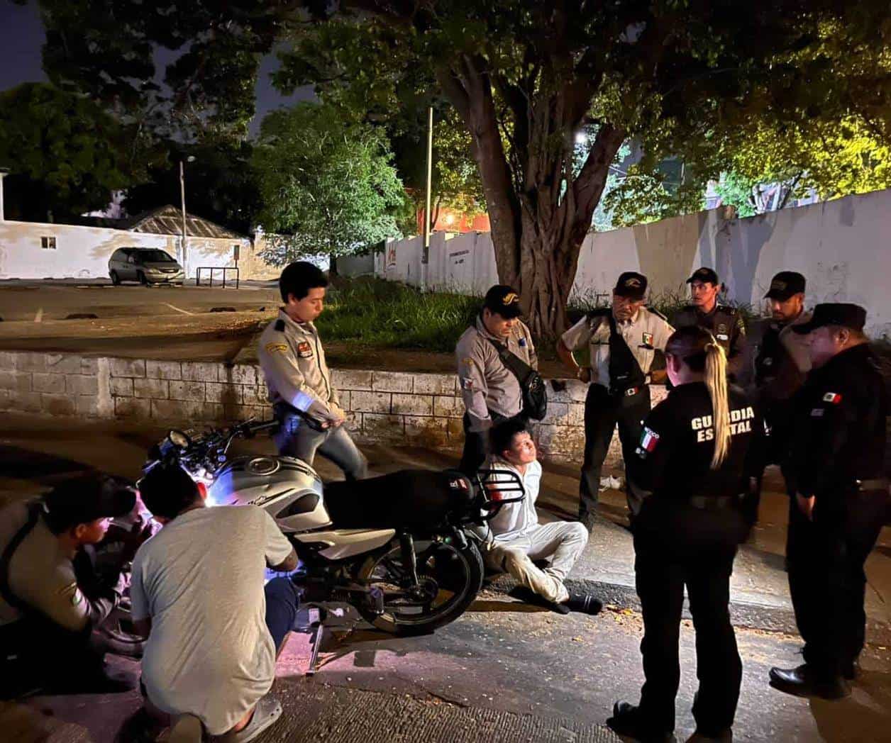 Frustran presunto  robo de motocicleta
