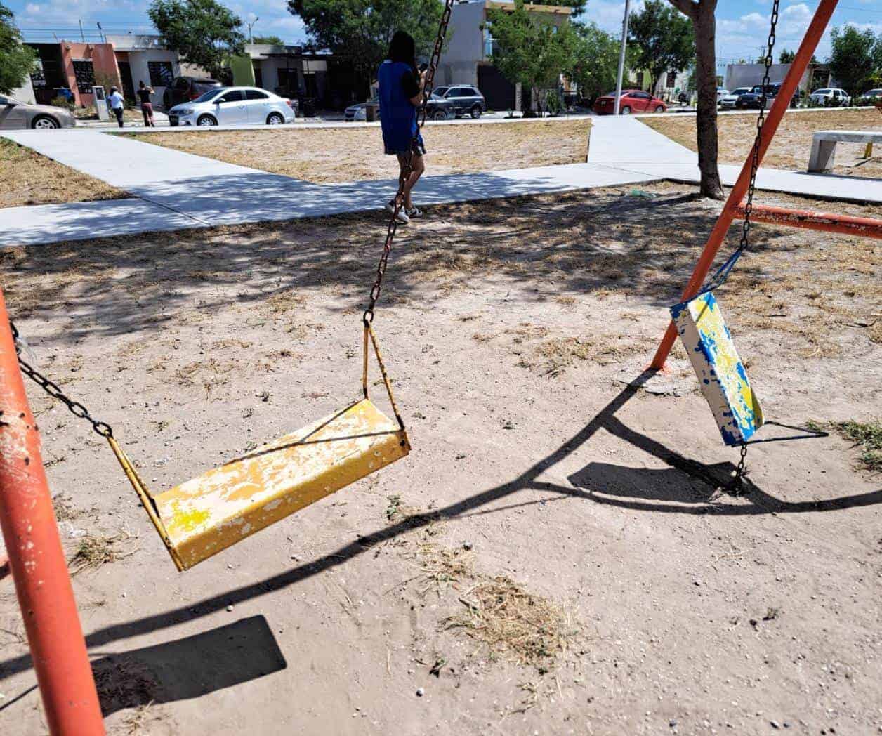Abandonan plazas en las colonias populares