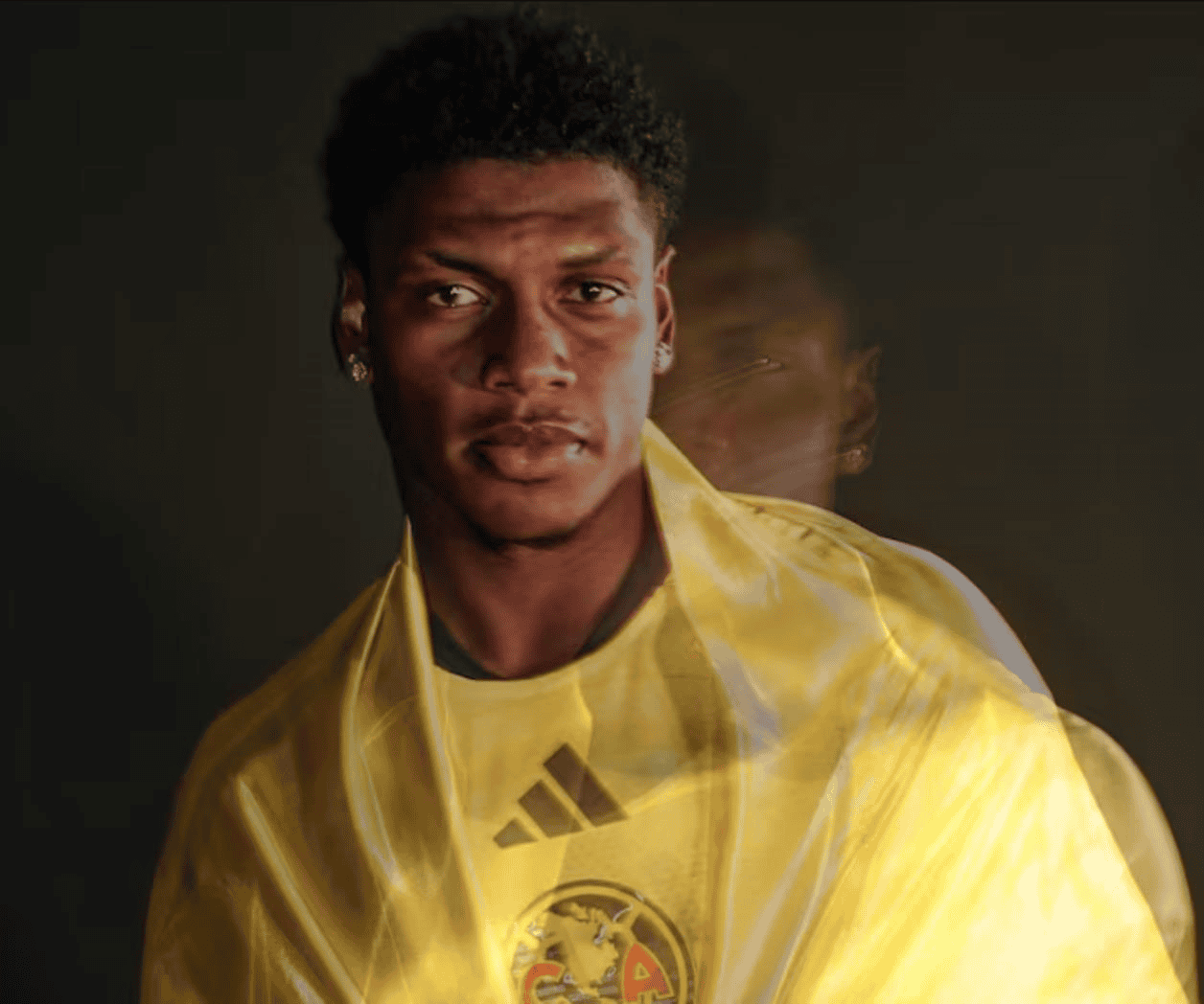 América refuerza su ataque con la llegada de Óscar Perea